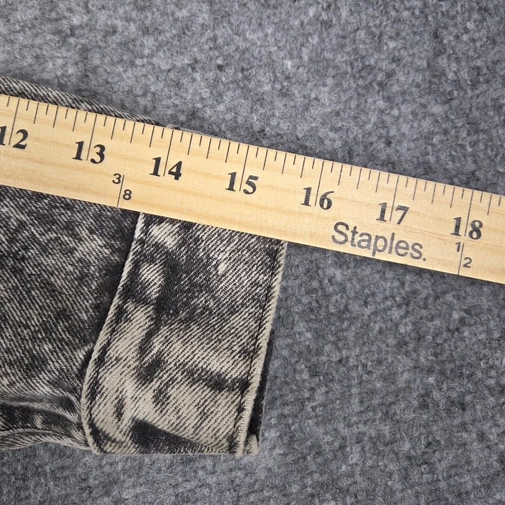 Vintage Levi's Denim Trucker Jacket Mens Small Black Acid Wash Made in USA - Picture 8 of 9
